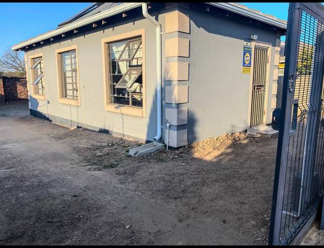 3 BEDROOM HOUSE FOR SALE IN SOUTHERN GATEWAY